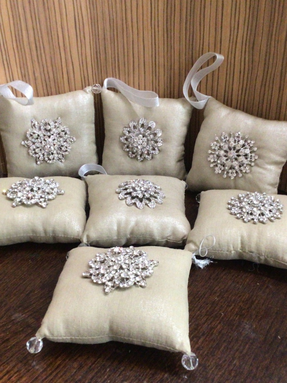 Lot of 8 type Christmas Ornament. So many different uses. Great shape